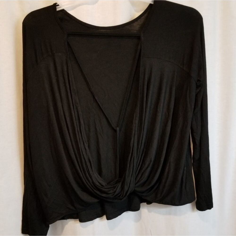 KLD draped back long sleeve‎ tee shirt size medium